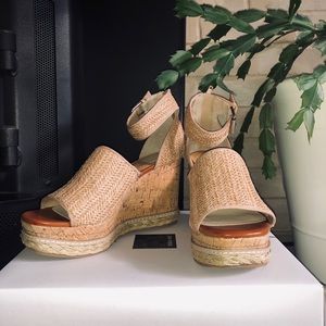 NWT- Dolce Vita Otto Wedge